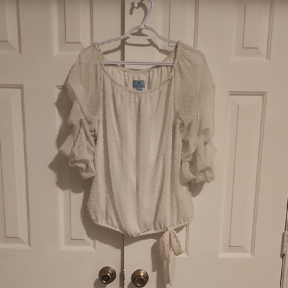 CeCe Ivory Blouse with Puff Sleeves